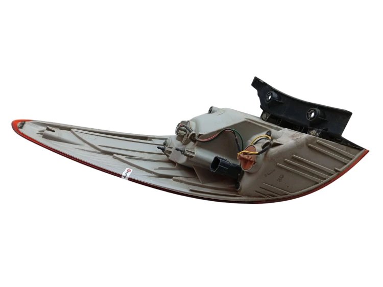 LAMPA PRAWY TYŁ HYUNDAI IX35 (2009-2013) 2.0 CRDI 136KM 92402-2Y0