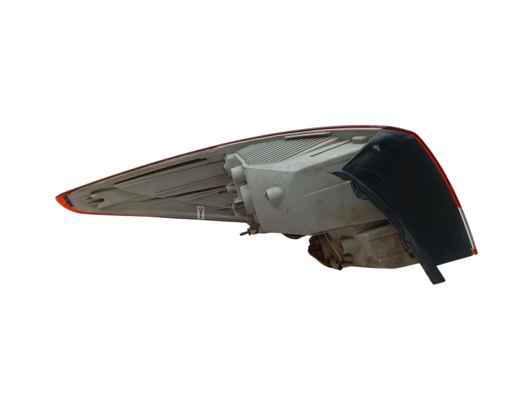 LAMPA PRAWY TYŁ HYUNDAI IX35 (2009-2013) 2.0 CRDI 136KM 92402-2Y0