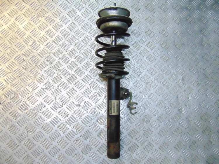 AMORTYZATOR PRAWY PRZÓD BMW E82 (2007-2011) 118 d N47D20A 143KM 2.0D