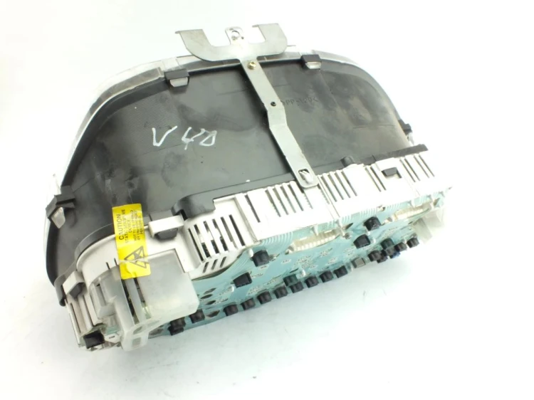 LICZNIK VOLVO V40 I (1995-2004) 1.9D 30857569