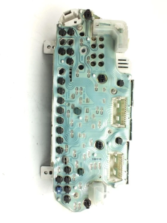 LICZNIK VOLVO V40 I (1995-2004) 1.9D 30857569