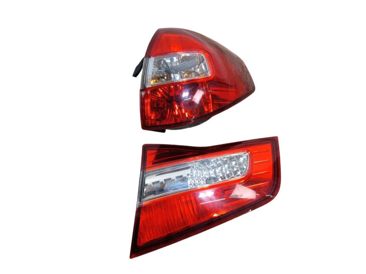 LAMPA PRAWY TYŁ RENAULT KOLEOS (2008-2015) 26550JY00