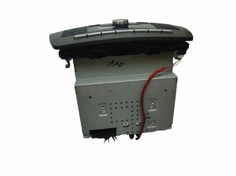 RADIO MERCEDES C W204 LIFT (2011-2014) 2.2 CDI 170KM A2049009410