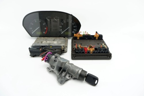 ZESTAW STARTOWY SKODA FABIA I 6Y 1.4 mpi 047906033L