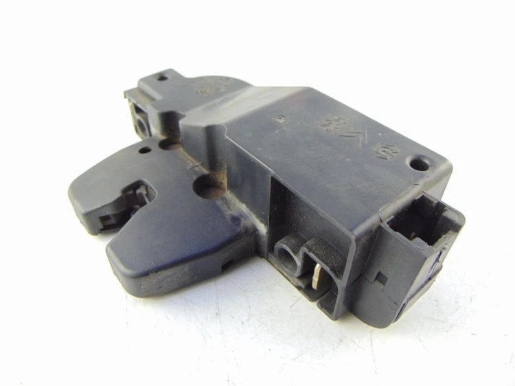 ZAMEK KLAPY BAGAŻNIKA CITROEN XSARA PICASSO (1999-2004) 1.6 8V 9646091580