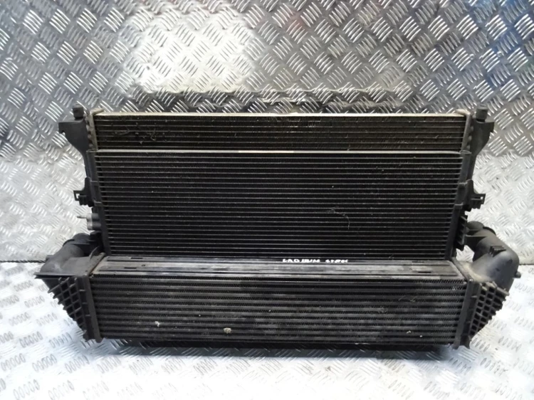 CHŁODNICE KOMPLET RENAULT LAGUNA II LIFT (2005-2007)
