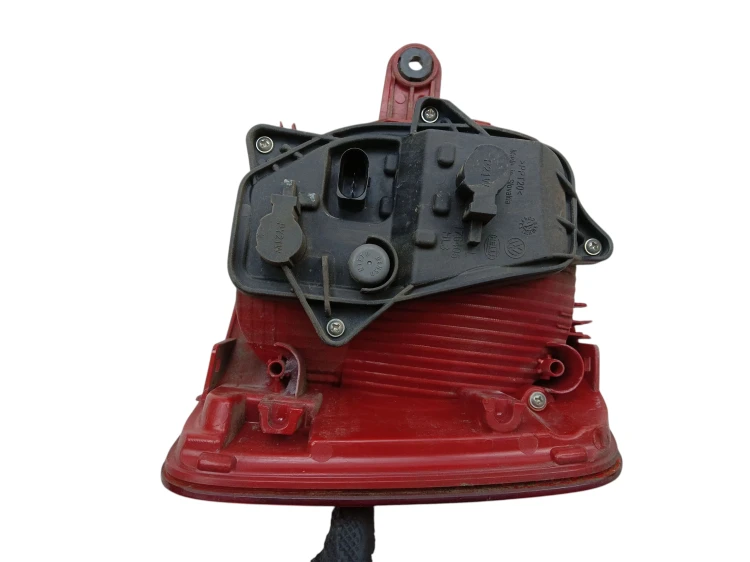 LAMPA LEWY TYŁ VOLKSWAGEN TOURAN I 1T LIFT (2010-2015) 1.6 TDI 105KM