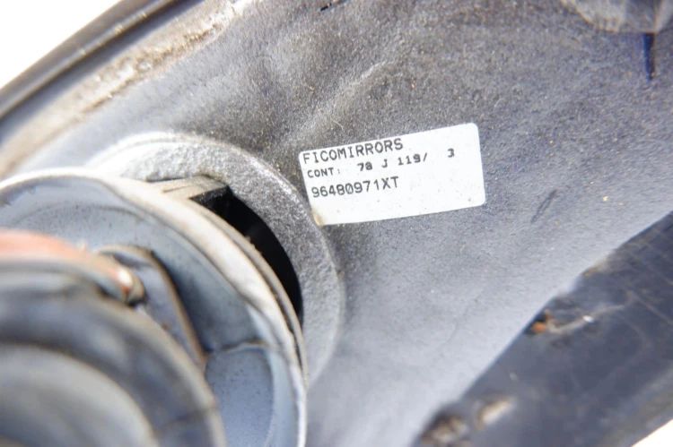 LUSTERKO PRAWE PEUGEOT 206 (1998-2002) 2.0 HDI 96480971XT