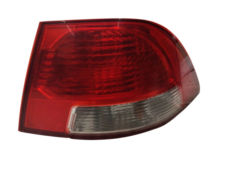 LAMPA PRAWY TYŁ KIA MAGENTIS II LIFT (2008-2010) 2.0 CRDI 150KM
