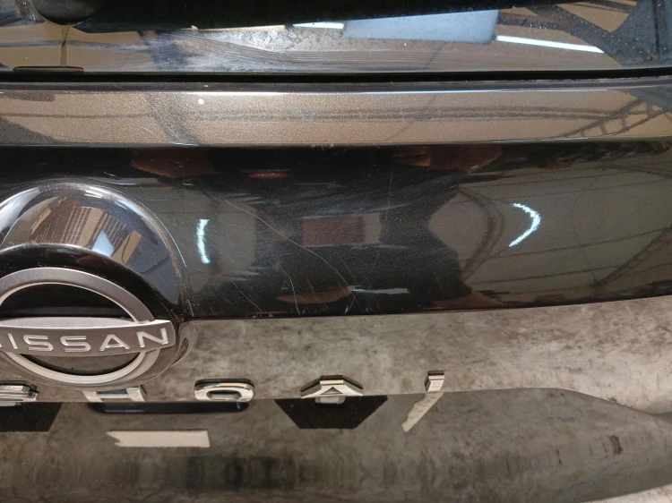 KLAPA BAGAŻNIKA TYŁ TYLNA NISSAN QASHQAI J12 LAK: Z11 G (21-24)