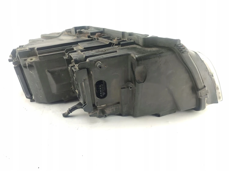 LAMPA LEWY PRZÓD AUDI A8 D3 (2002-2005) 4.0 TDI 275KM