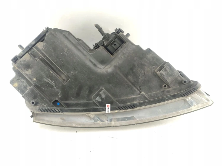 LAMPA LEWY PRZÓD AUDI A8 D3 (2002-2005) 4.0 TDI 275KM