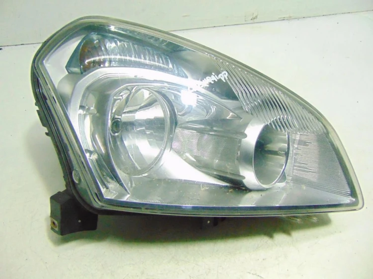 LAMPA PRAWY PRZÓD NISSAN QASHQAI (2007-2013) 1.5 DCI