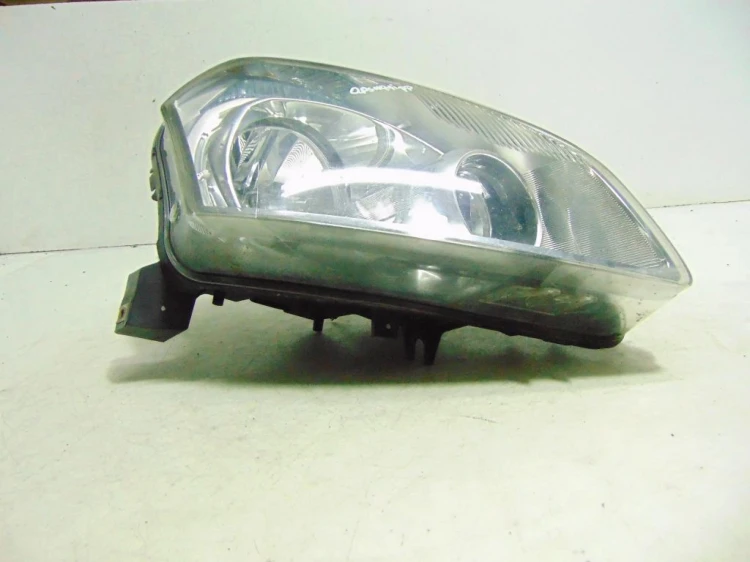 LAMPA PRAWY PRZÓD NISSAN QASHQAI (2007-2013) 1.5 DCI