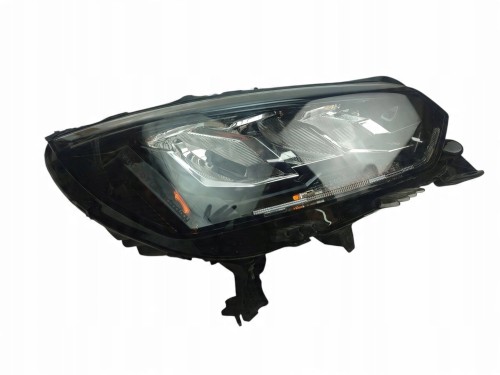 LAMPA PRAWY PRZÓD PEUGEOT 2008 II (2019-2023) 1.2 PureTech 100KM 9833036080