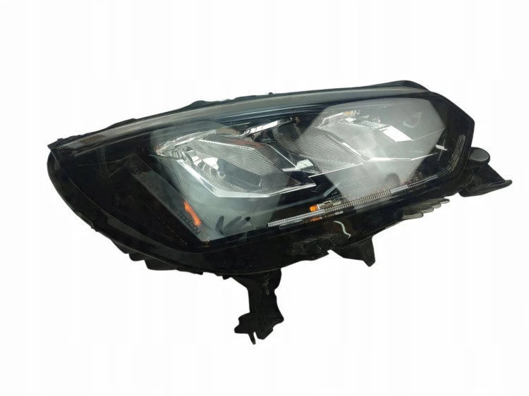 LAMPA PRAWY PRZÓD PEUGEOT 2008 II (2019-2023) 1.2 PureTech 100KM 9833036080