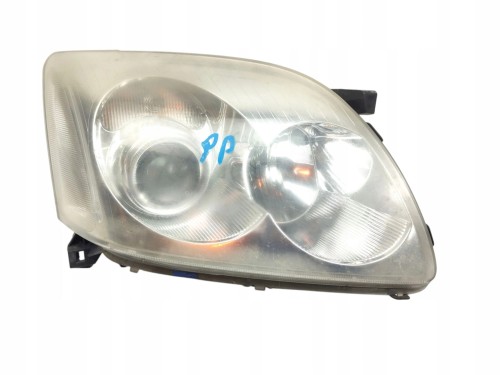 LAMPA PRAWY PRZÓD TOYOTA AVENSIS T25 (2003-2006) 1.8 VVT-I 129KM