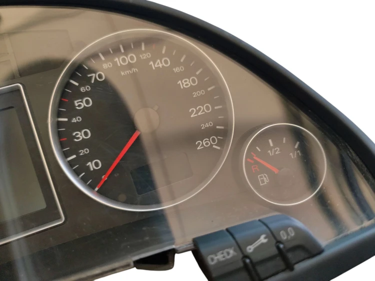LICZNIK AUDI A4 B7 (2004-2008) 1.9 TDI 116KM 8E0920900P