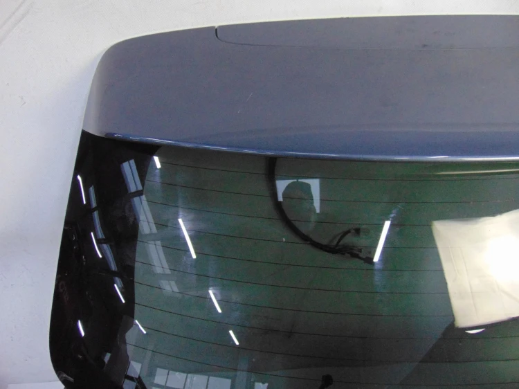 KLAPA BAGAŻNIKA TOYOTA AVENSIS III T27