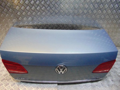 KLAPA BAGAŻNIKA VOLKSWAGEN PASSAT B7 1.6 TDI