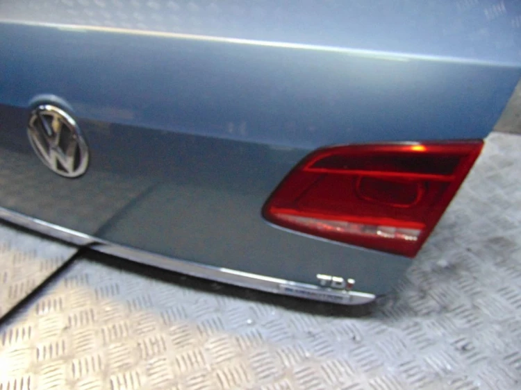 KLAPA BAGAŻNIKA VOLKSWAGEN PASSAT B7 1.6 TDI