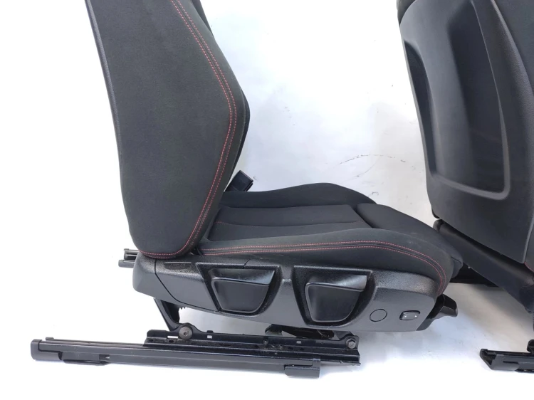 FOTELE KOMPLET BMW F22 (2014-2017) 2.0 D 150KM