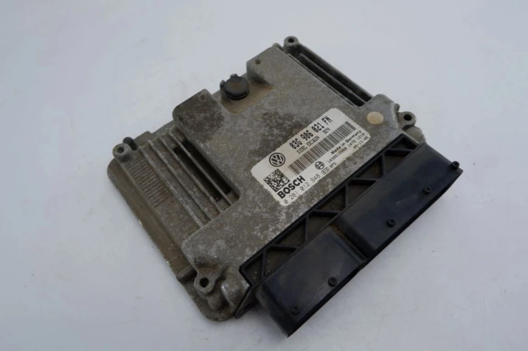 ZESTAW STARTOWY VOLKSWAGEN JETTA (2005-2011) 2.0 TDI 03G906021FN