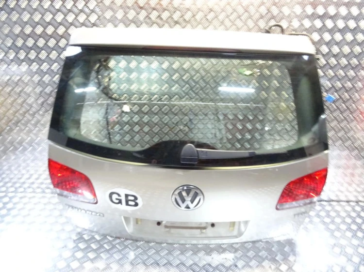 KLAPA BAGAŻNIKA VOLKSWAGEN TOUAREG