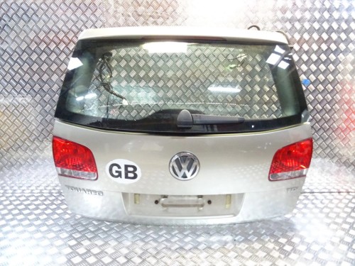 KLAPA BAGAŻNIKA VOLKSWAGEN TOUAREG