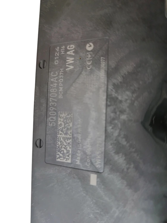 MODUŁ KOMFORTU BCM VOLKSWAGEN GOLF VII (2012-2016) 1.6 TDI 90KM 5Q0937084AC