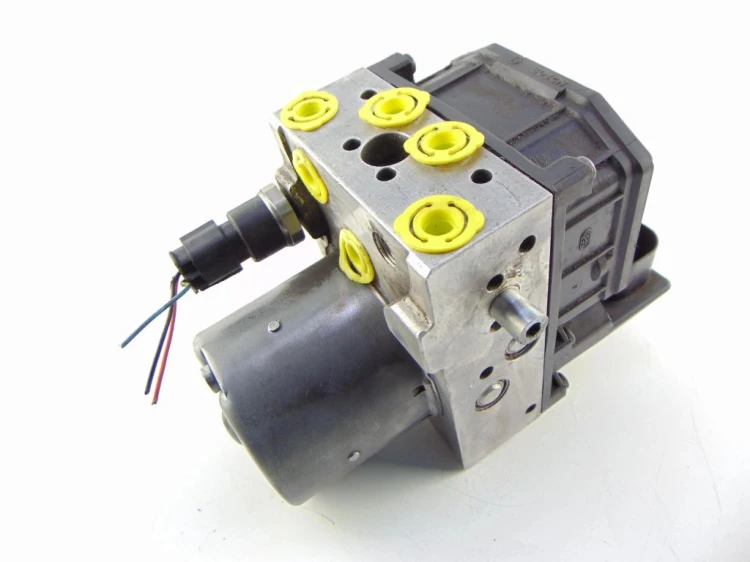 POMPA ABS FIAT STILO 1.9 JTD 0265950103