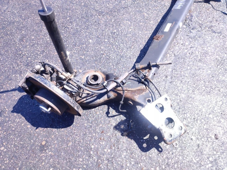BELKA ZAWIESZENIA TYŁ OPEL ASTRA H LIFT (2006-2014) 1.6 16V 116KM