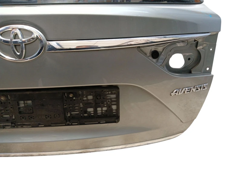 KLAPA BAGAŻNIKA TOYOTA AVENSIS T27 LIFT (2015-2018) 1.8 VVT-I 147KM