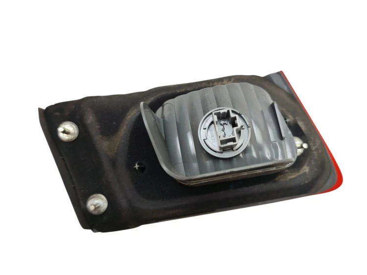 LAMPA PRAWY TYŁ W KLAPE HONDA ACCORD VIII (2008-2010) 2.2 I-DTEC 150KM P747