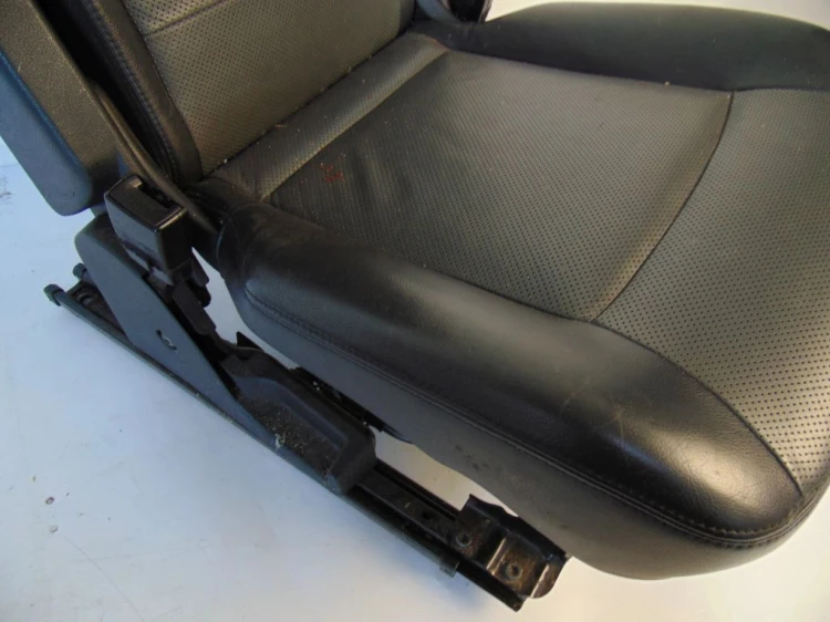 FOTEL TYŁ ŚRODKOWY FORD GALAXY MK2 (2006-2009) 1.8 TDCI 125KM