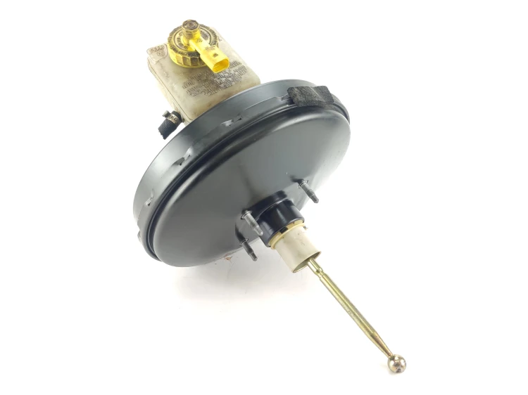SERWO HAMULCOWE AUDI A3 8L (1996-2000) 1.6 8V 100KM IJI614105G
