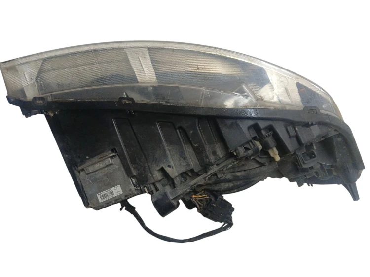 LAMPA LEWY PRZÓD VOLVO XC60 I (2008-2013) 2.4 D5 205KM 30763135