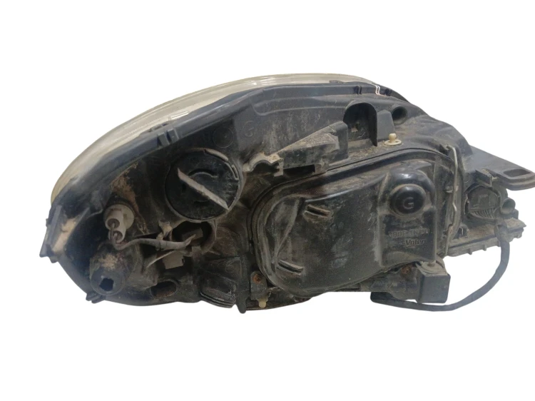 LAMPA LEWY PRZÓD VOLVO XC60 I (2008-2013) 2.4 D5 205KM 30763135