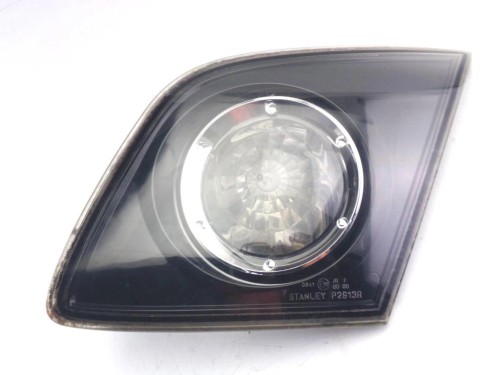 LAMPA PRAWY TYŁ W KLAPE MAZDA 3 I (2003-2009) STANLEY P2913