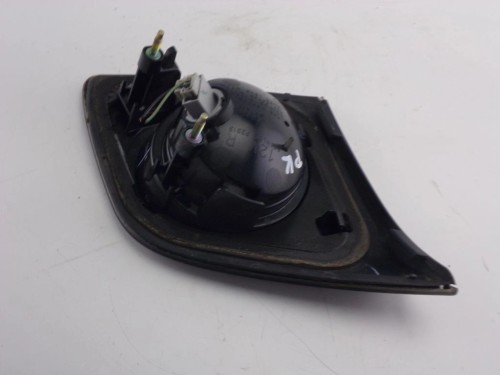 LAMPA PRAWY TYŁ W KLAPE MAZDA 3 I (2003-2009) STANLEY P2913