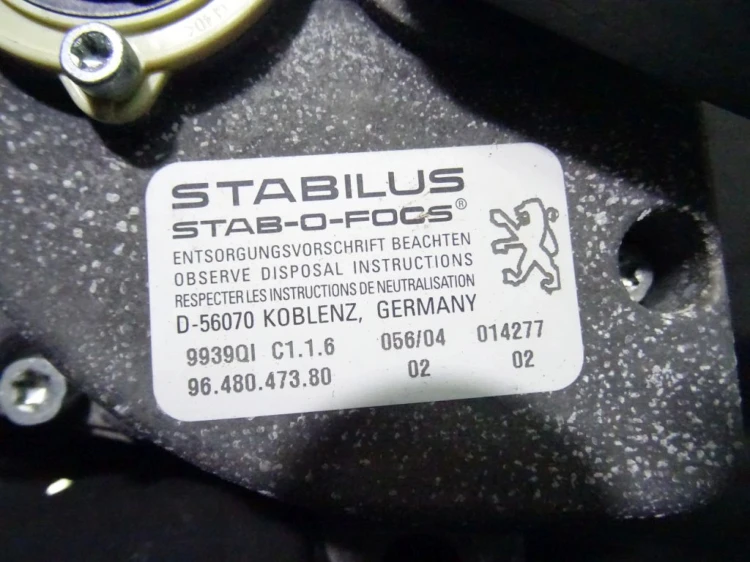 SILNICZEK MECHANIZM KLAPY PEUGEOT 607 (1999-2004)
