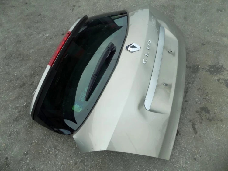 KLAPA BAGAŻNIKA RENAULT CLIO III (2005-2009)