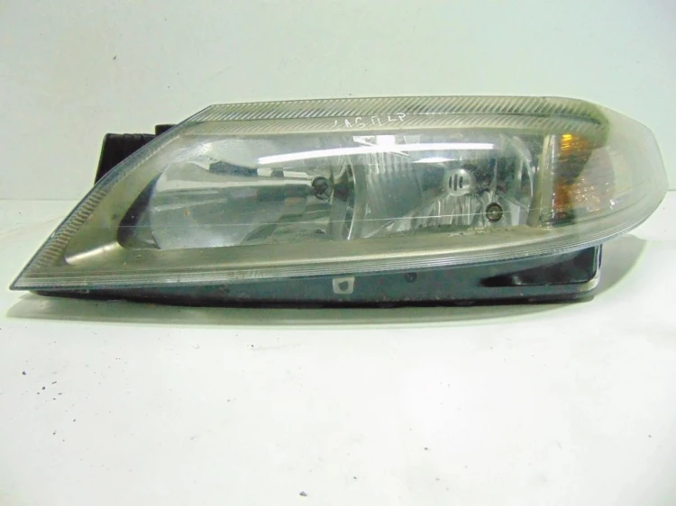LAMPA LEWY PRZÓD RENAULT LAGUNA II (2001-2005) 2.0 DCI