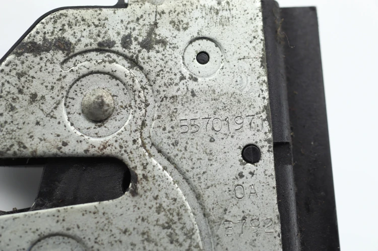 ZAMEK KLAPY BAGAŻNIKA FIAT BRAVO II LIFT (2010-2012) 1.6 M-JET 105KM 557019
