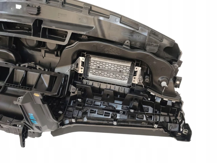 DESKA ROZDZIELCZA SKODA OCTAVIA IV (2019-2024) 2.0 TDI 150KM 5E8857007H