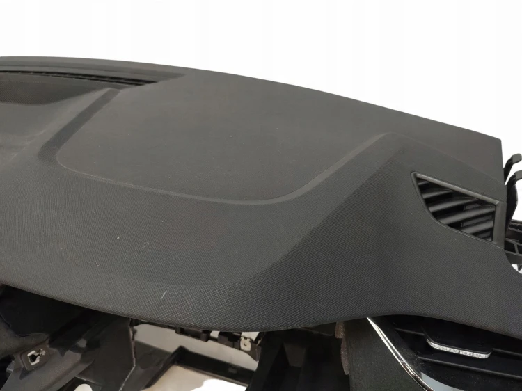 DESKA ROZDZIELCZA SKODA OCTAVIA IV (2019-2024) 2.0 TDI 150KM 5E8857007H