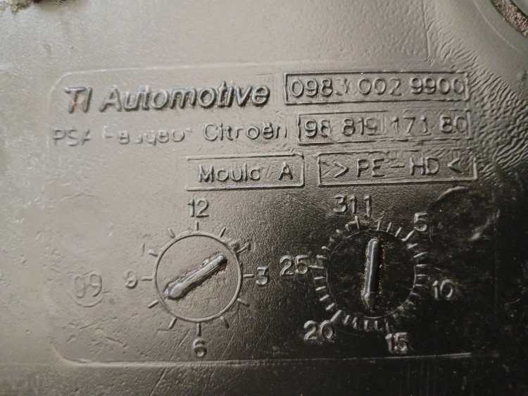 ZBIORNIK PŁYNU FAP CITROEN C5 III (2008-2010) 2.0 HDI 136KM 9881917180