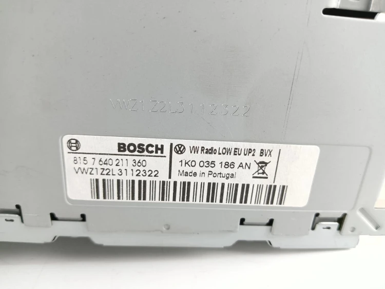RADIO VOLKSWAGEN GOLF VI (2008-2016) 1.6 TDI 90KM 1K0035186AN