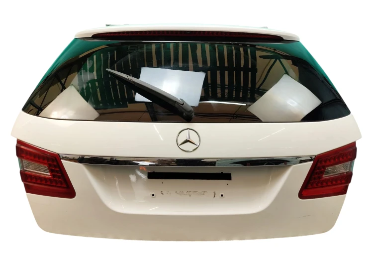 KLAPA BAGAŻNIKA MERCEDES E W212 (2009-2012) 2.2 CDI 170KM