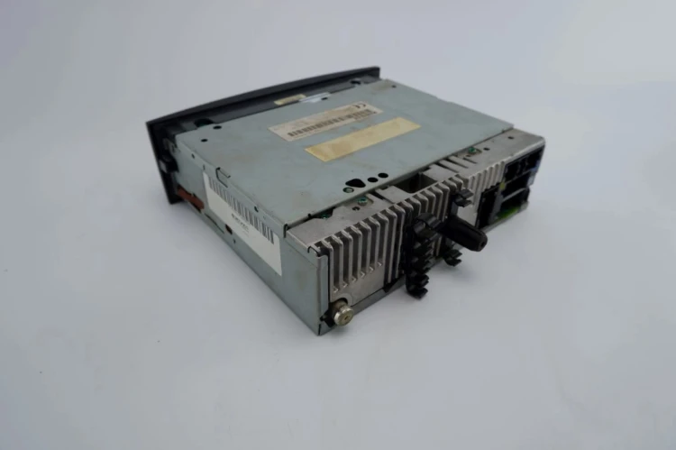 RADIO CD RENAULT SCENIC II (2003-2005) 1.9 DCI 8200300852